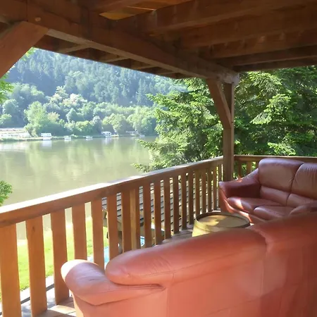 Moselidyll Traumferienwohnung In Exponierter Moselufer Lage * Traben-Trarbach