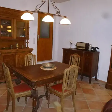 Moselidyll Traumferienwohnung In Exponierter Moselufer Lage *